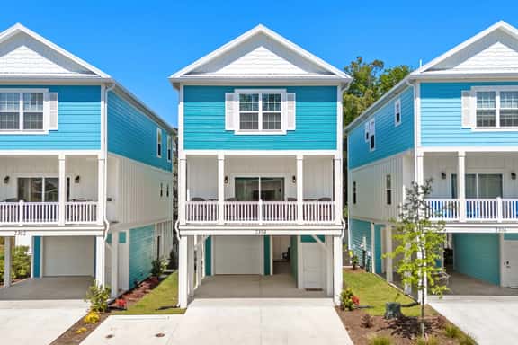 2304 Seaseeker Lane - Image 1